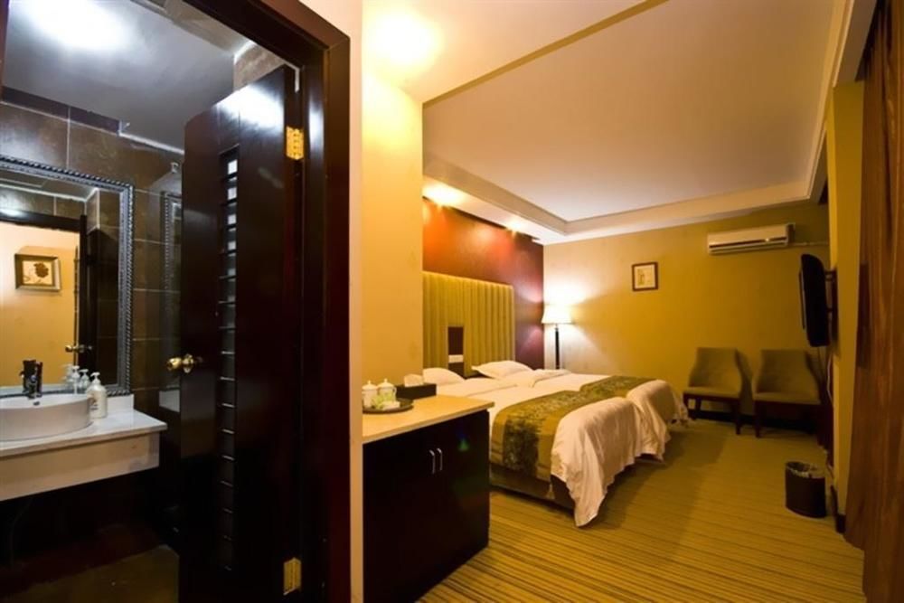 An E Courtyard Hotel Jiu Zhai Gou Branch Цзючжайґоу Екстер'єр фото