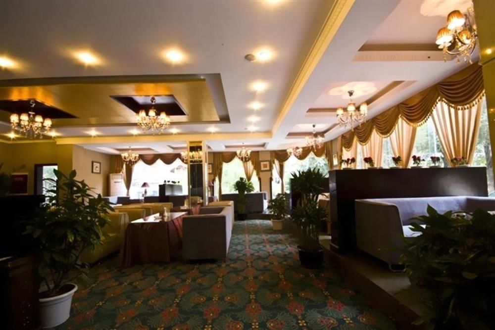An E Courtyard Hotel Jiu Zhai Gou Branch Цзючжайґоу Екстер'єр фото