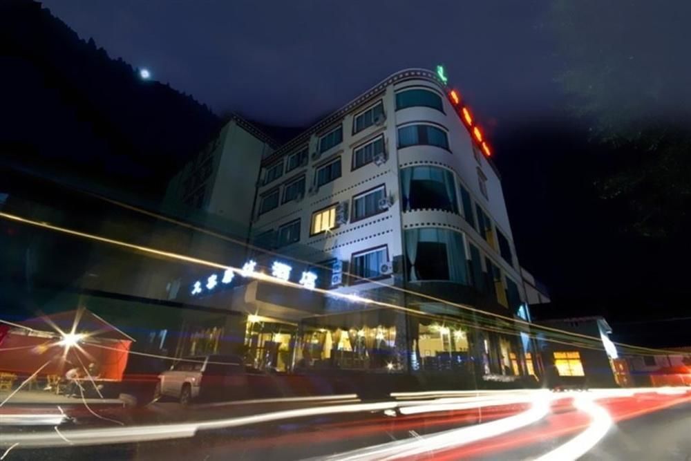 An E Courtyard Hotel Jiu Zhai Gou Branch Цзючжайґоу Екстер'єр фото